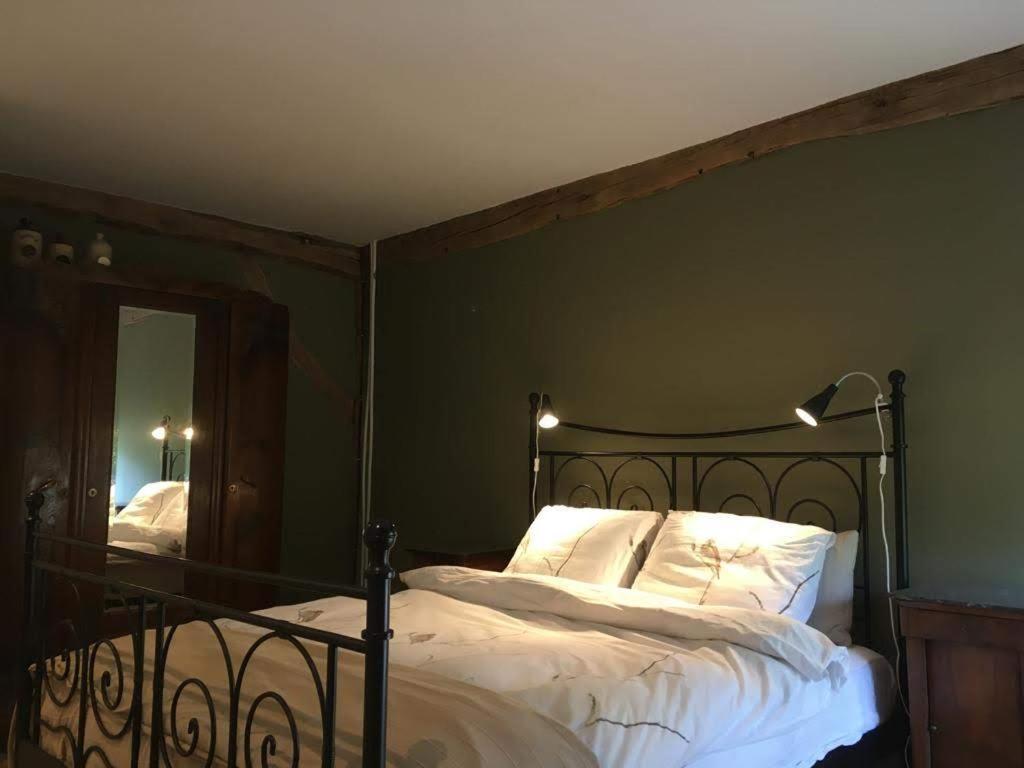 Bed and Breakfast Benb La Fosse Bleue Signy-lʼAbbaye Exteriér fotografie